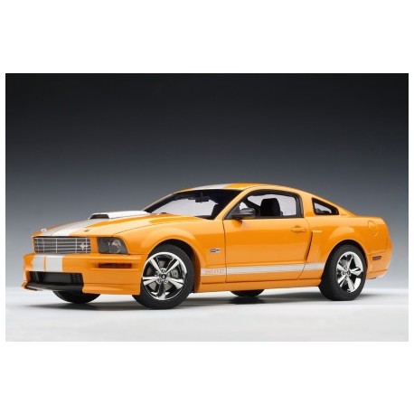 Ford Mustang SHELBY GT Coupe ORANGE 2007 1:18 Rarytas
